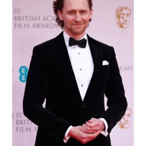 Tom-Hiddleston-Bafta-2022-Black-Blazer