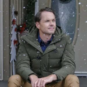 The-Santa-Stakeout-Ryan-Anderson-Puffer-Jacket