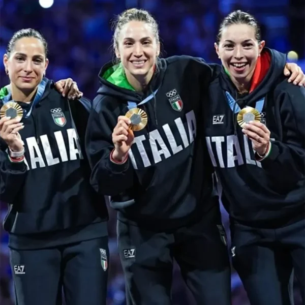 Italia Olympic Hoodie - Image 4