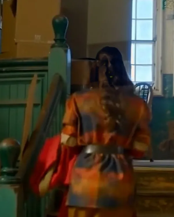 A Vintage Christmas 2024 Merritt Patterson Multicolor Coat - Image 3