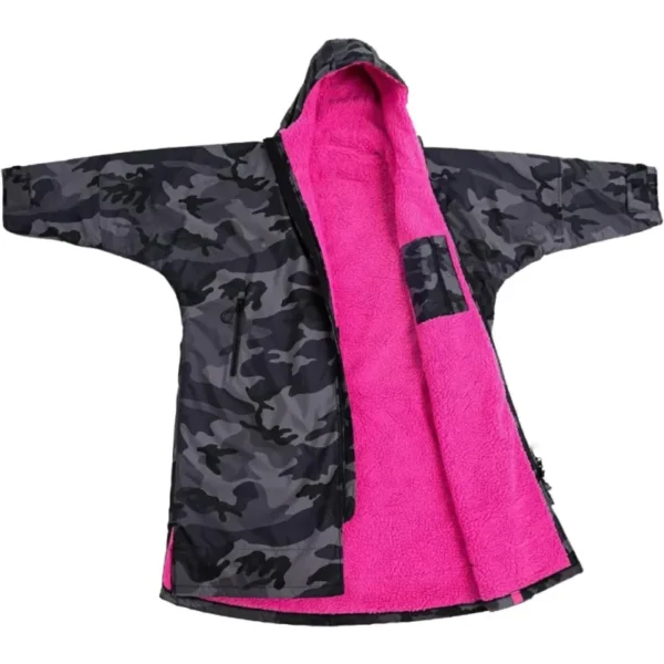A European Christmas Ivy Allen Coat - Image 2
