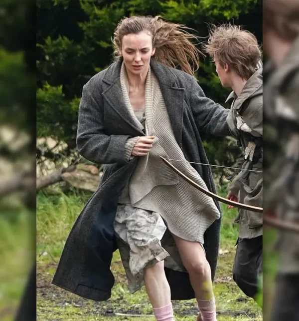 28 Years Later Jodie Comer Coat - Image 3