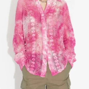KAOS 2024 Nabhaan Rizwan Pink Tie Dye Crochet Shirt