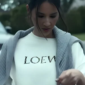 Your Friends And Neighbors Olivia Munn Loewe T-Shirt